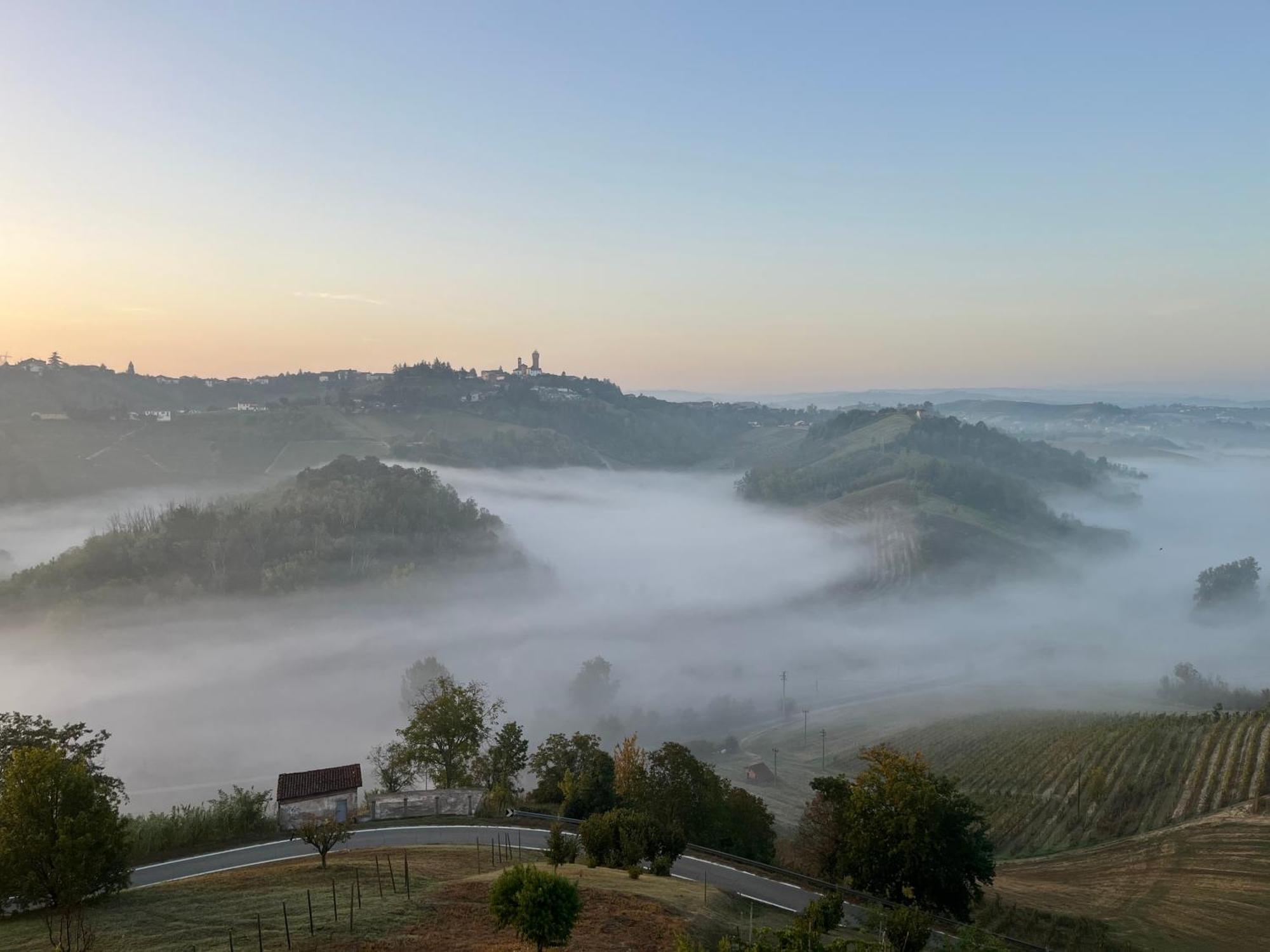 Agriturismo I Suri Asti Exteriér fotografie