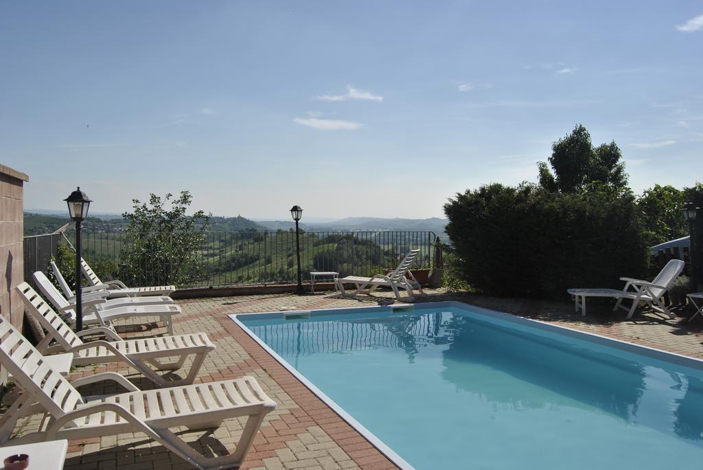Agriturismo I Suri Asti Exteriér fotografie