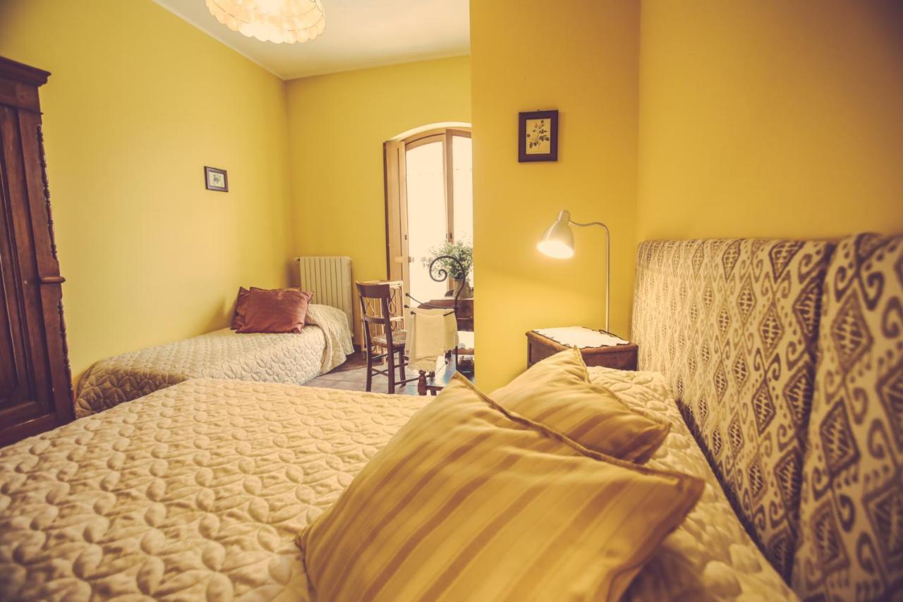 Agriturismo I Suri Asti Exteriér fotografie
